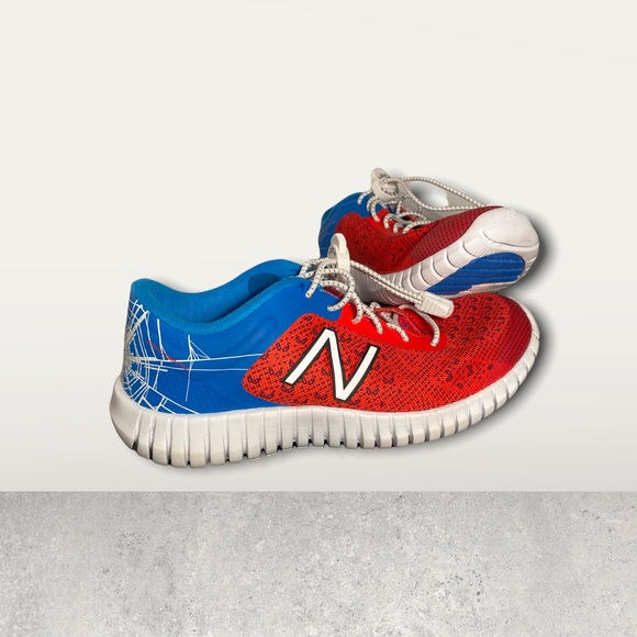MARVEL Series New Balance Sneakers - Picture 5 of 5
